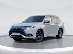 Mitsubishi Outlander - 2.0 PHEV instyle |NAVI|CAMERA|LEDER|STOELVERW| 3246