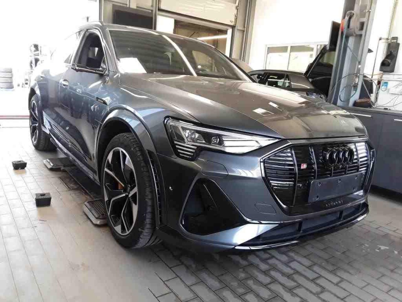 Audi e-tron Sportback - S quattro 95 kWh 370KW | Full Options | Pano | Leer | B&O | 360° | Softclose | Nightvision - AutoWereld.nl