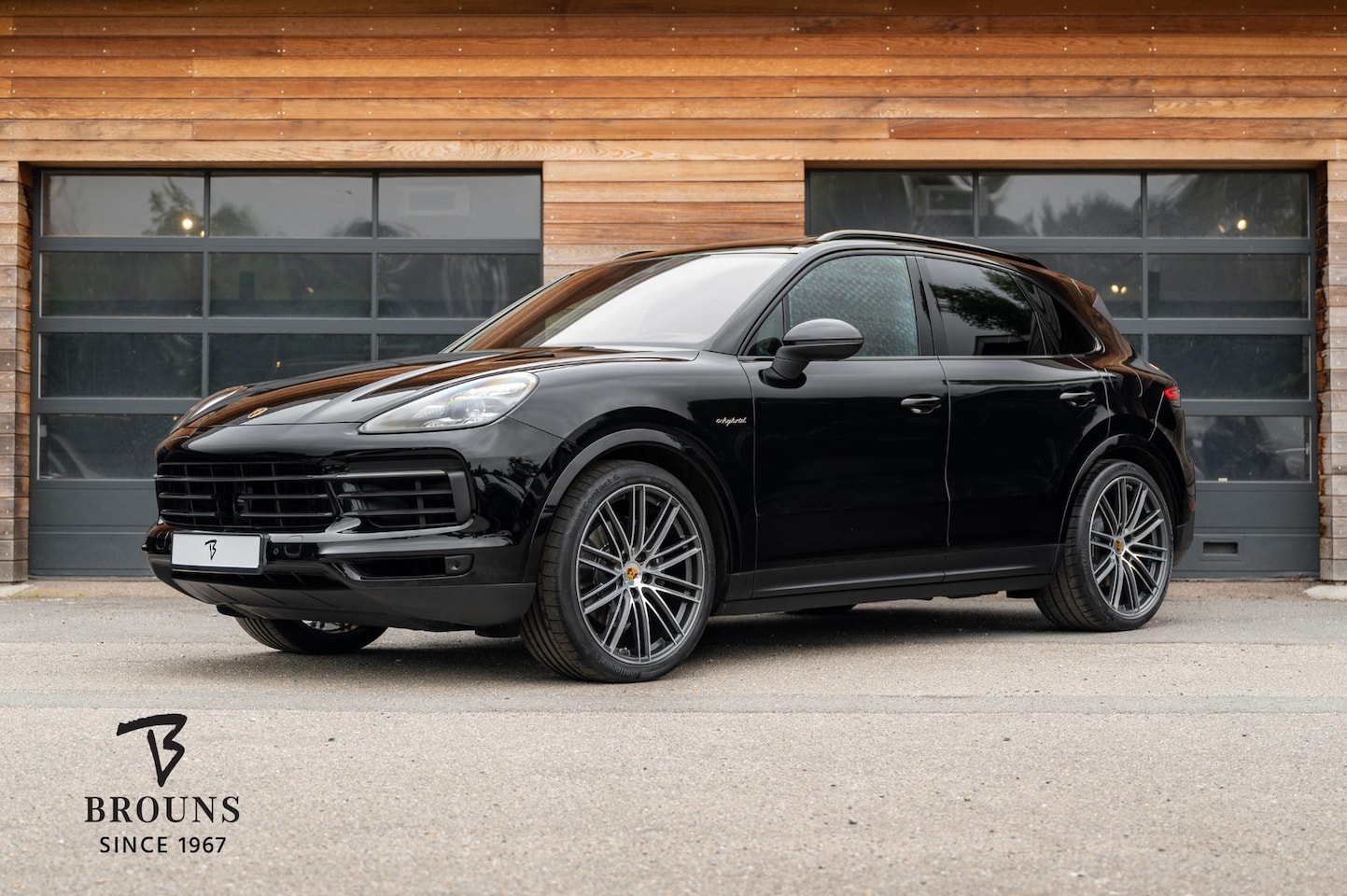Porsche Cayenne - E-Hybrid | StoelClimate | 22inch | HUD | BOSE | ACC | Achteras Besturing - AutoWereld.nl