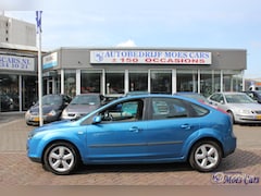 Ford Focus - 1.6-16V First Edition