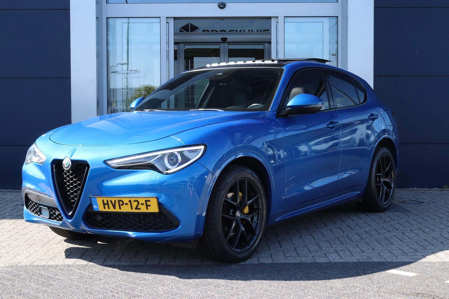 Alfa Romeo Stelvio - 2.0 T AWD Veloce 280PK | Panoramadak |Harman/Kardon | Keyless | ACC | Camera | Memory - AutoWereld.nl