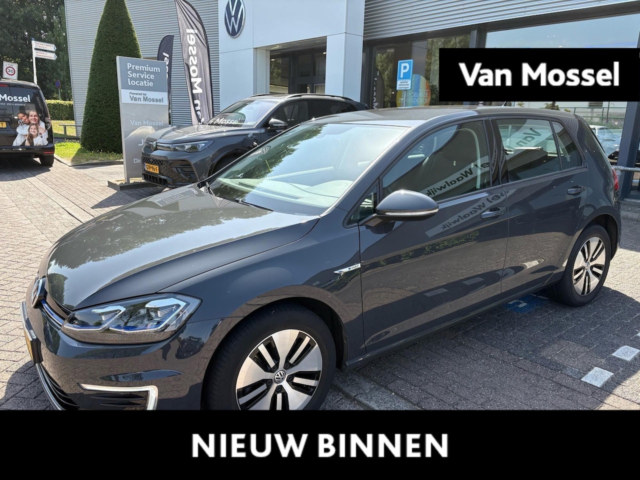 Volkswagen e-Golf - E-DITION 136 PK | Automaat | Navigatie | Camera | Warmtepomp | Parkeersensoren | Cruise Co - AutoWereld.nl