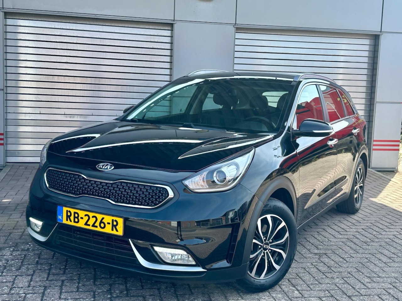 Kia Niro - 1.6 GDi Hybrid ExecutiveLine 1.6 GDi Hybrid ExecutiveLine - AutoWereld.nl