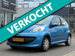 Peugeot 107 - 1.0-12V XR