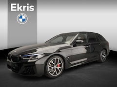BMW 5-serie Touring - 540i xDrive | M-sportpakket | Laserlicht | HUD | Schuifdak | Trekhaak | Elektr. zetels | D