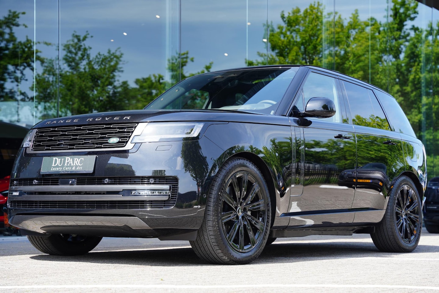 Land Rover Range Rover - P 460 HSE Nieuw Modeljaar 2026 - AutoWereld.nl