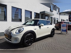 MINI Cooper - 1.5 COOPER CHILI Pano Xenon Navi Black Wheel