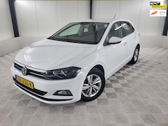 Volkswagen Polo - 1.0 TSI Comfortline, Navigatie