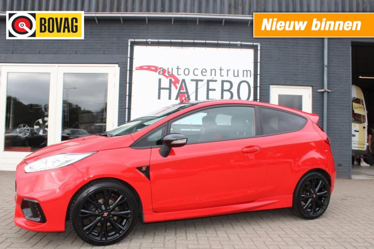 Ford Fiesta - 1.0i Ecoboost  140pk! ST-line Red Edition Sport 17LM - AutoWereld.nl