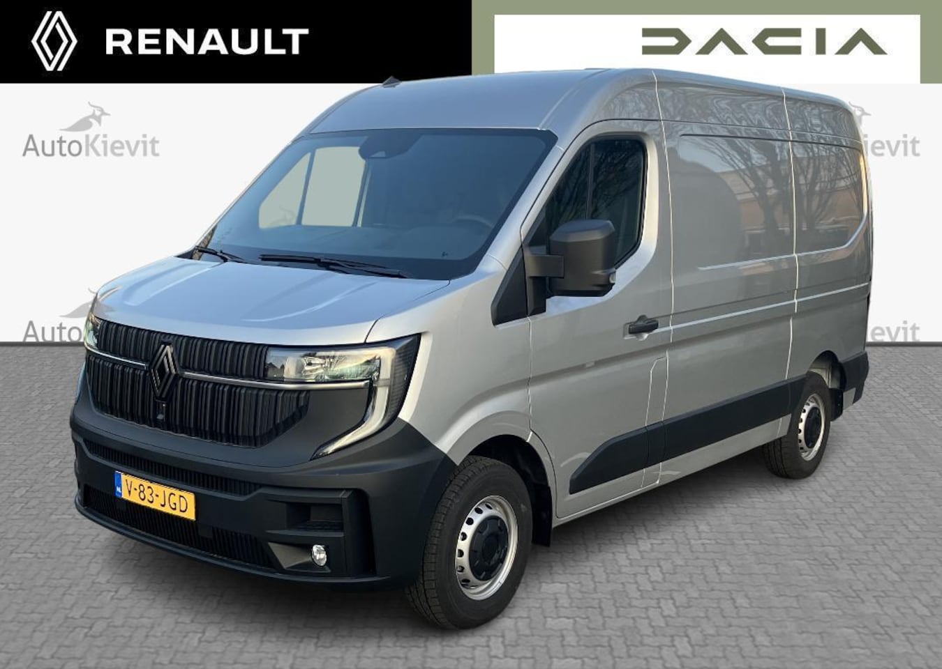 Renault Master - T35 2.0 dCi 130 L2H2 Advance - openR link navigatiesysteem - vierseizoenbanden - trekhaak - AutoWereld.nl
