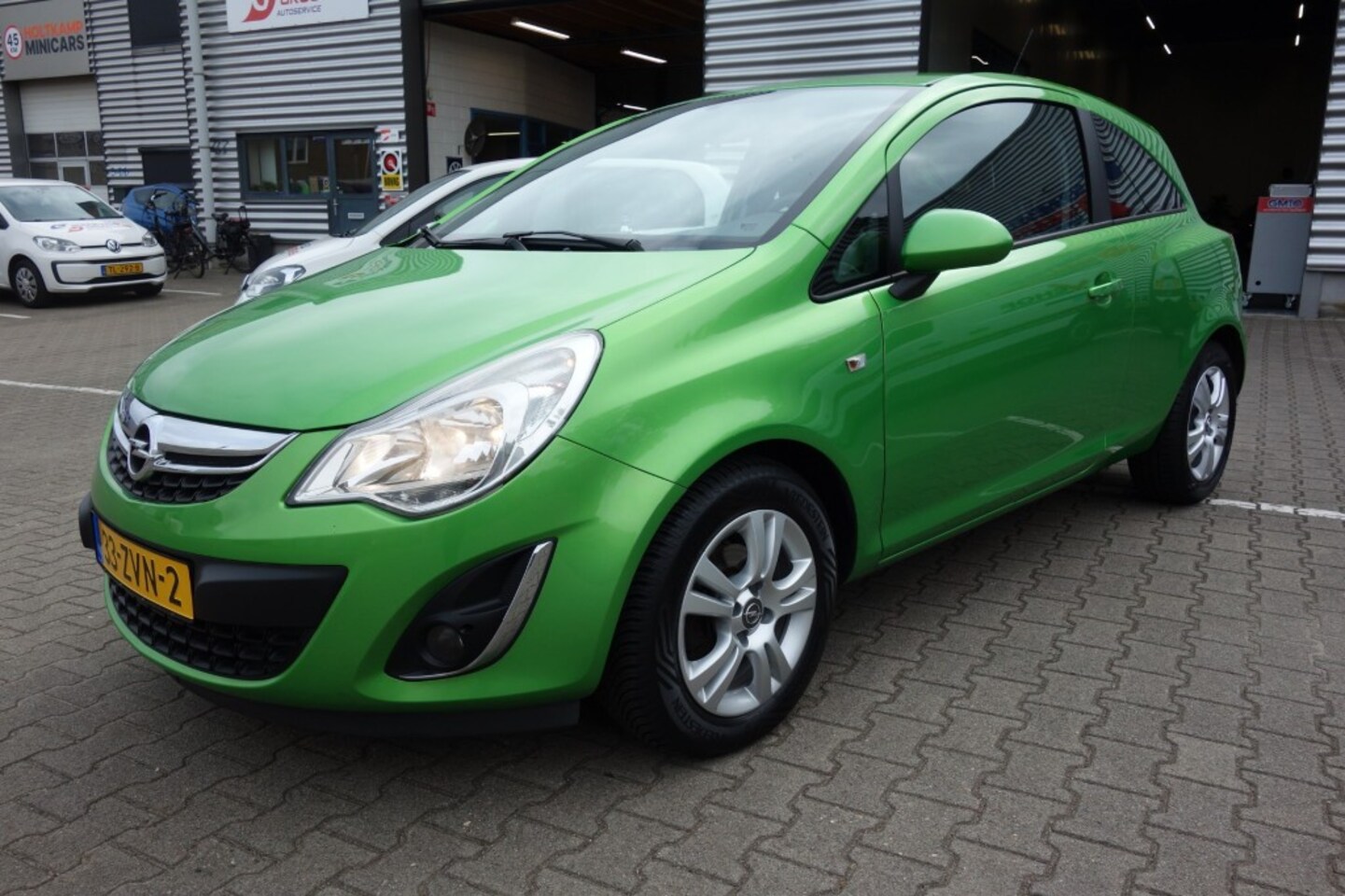 Opel Corsa - 1.2-16V Berlin 1.2-16V Berlin+, All Season, Cruise - AutoWereld.nl