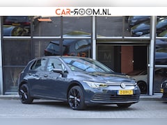 Volkswagen Golf - 1.5 TSI Life Business Lane ACC Keyless Sfeer Stoelvw
