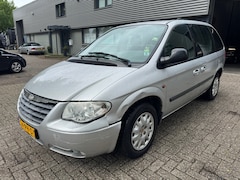 Chrysler Voyager - 2.8 CRD SE Luxe Automaat - 6 persoons