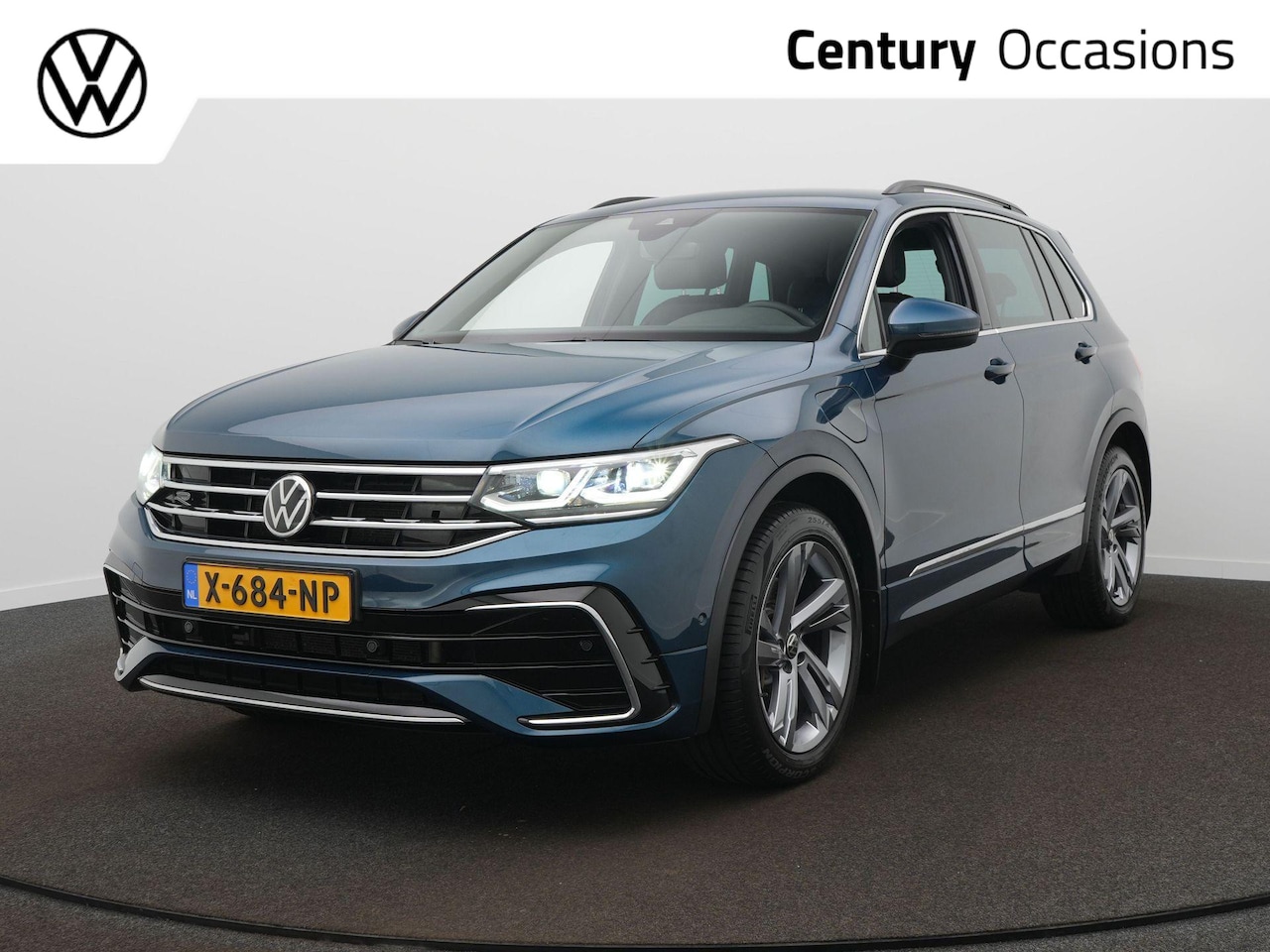 Volkswagen Tiguan - 1.4 TSI eHybrid R-Line Business+ Trekhaak - Navigatie - 19 Inch - Camera - AutoWereld.nl