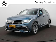 Volkswagen Tiguan - 1.4 TSI eHybrid R-Line Business+ Trekhaak - Navigatie - 19 Inch - Camera