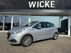 Peugeot 208 - 1.2 PureTech Allure Navigatie Clima PDC Cruise control