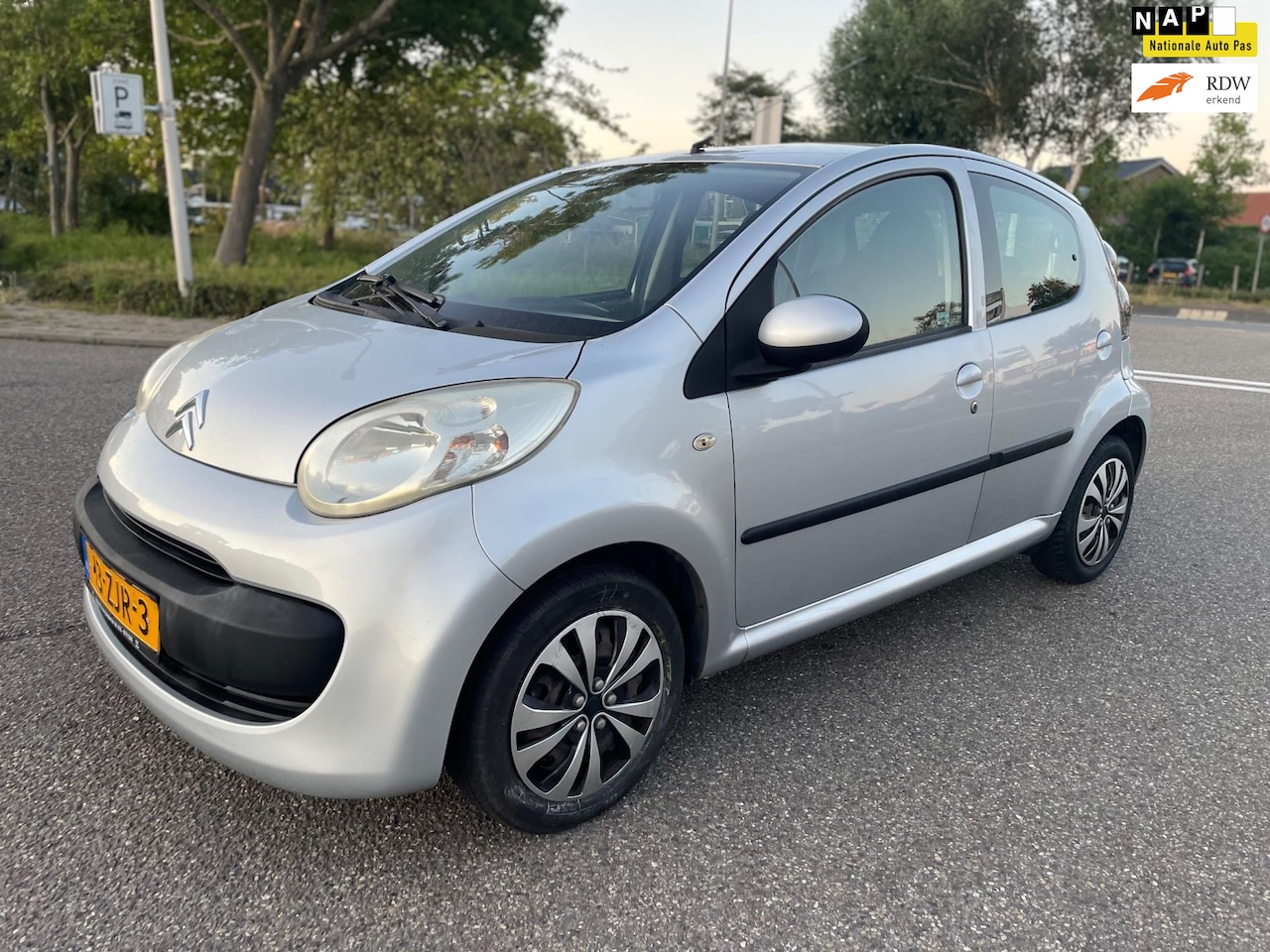 Citroën C1 - 1.0-12V Séduction / airco / deurvergrendeling / historie.... - AutoWereld.nl