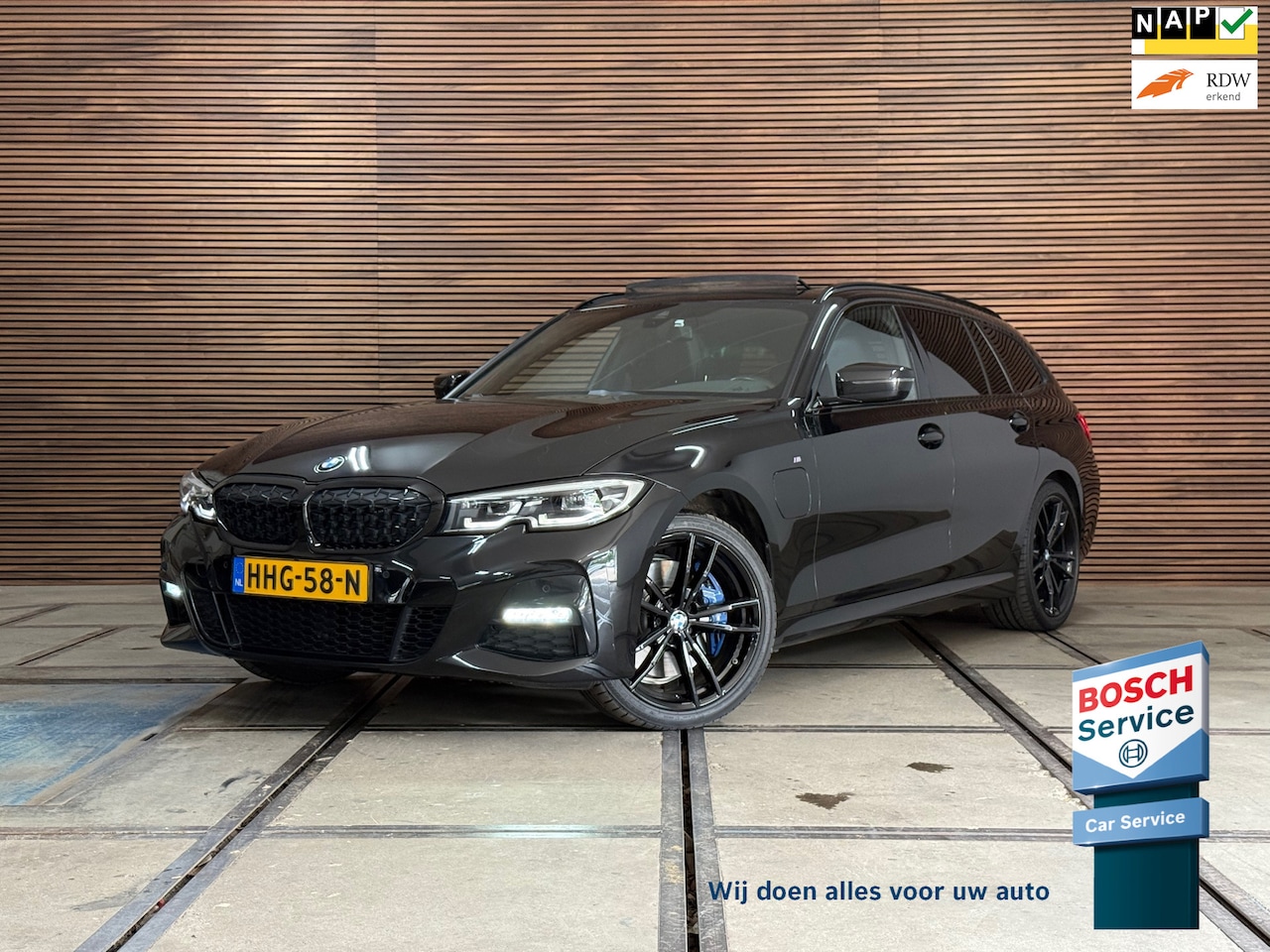 BMW 3-serie Touring - 330e High Executive M Sport | Pano | Sportstoelen | 19' inch | KANON !! - AutoWereld.nl