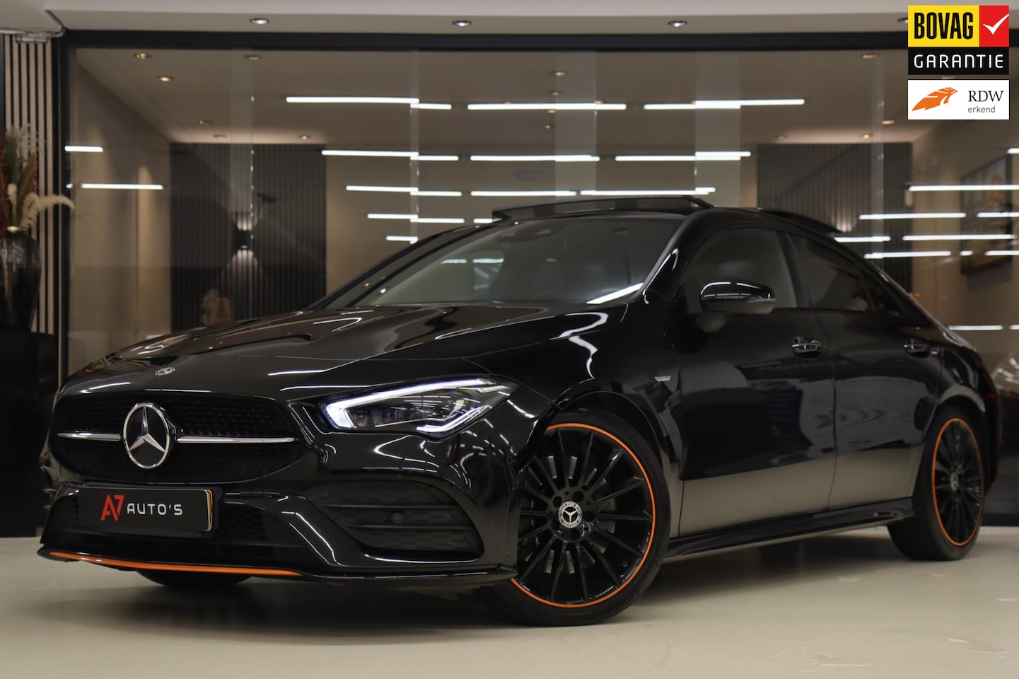 Mercedes-Benz CLA-Klasse - 250 AMG /PANO/SFEERV/CAM/LANEASSIST/STOELV/BOMVOL - AutoWereld.nl