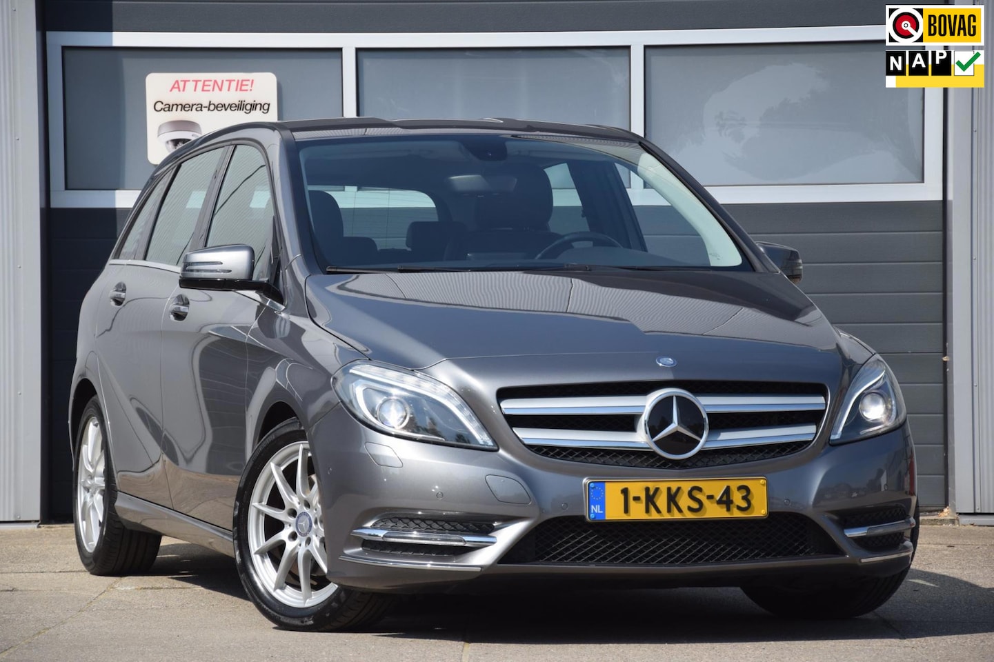 Mercedes-Benz B-klasse - 200 Prestige / Automaat / Navigatie / Xenon / Stoelverwarming / Cruise-control / PDC / LMV - AutoWereld.nl