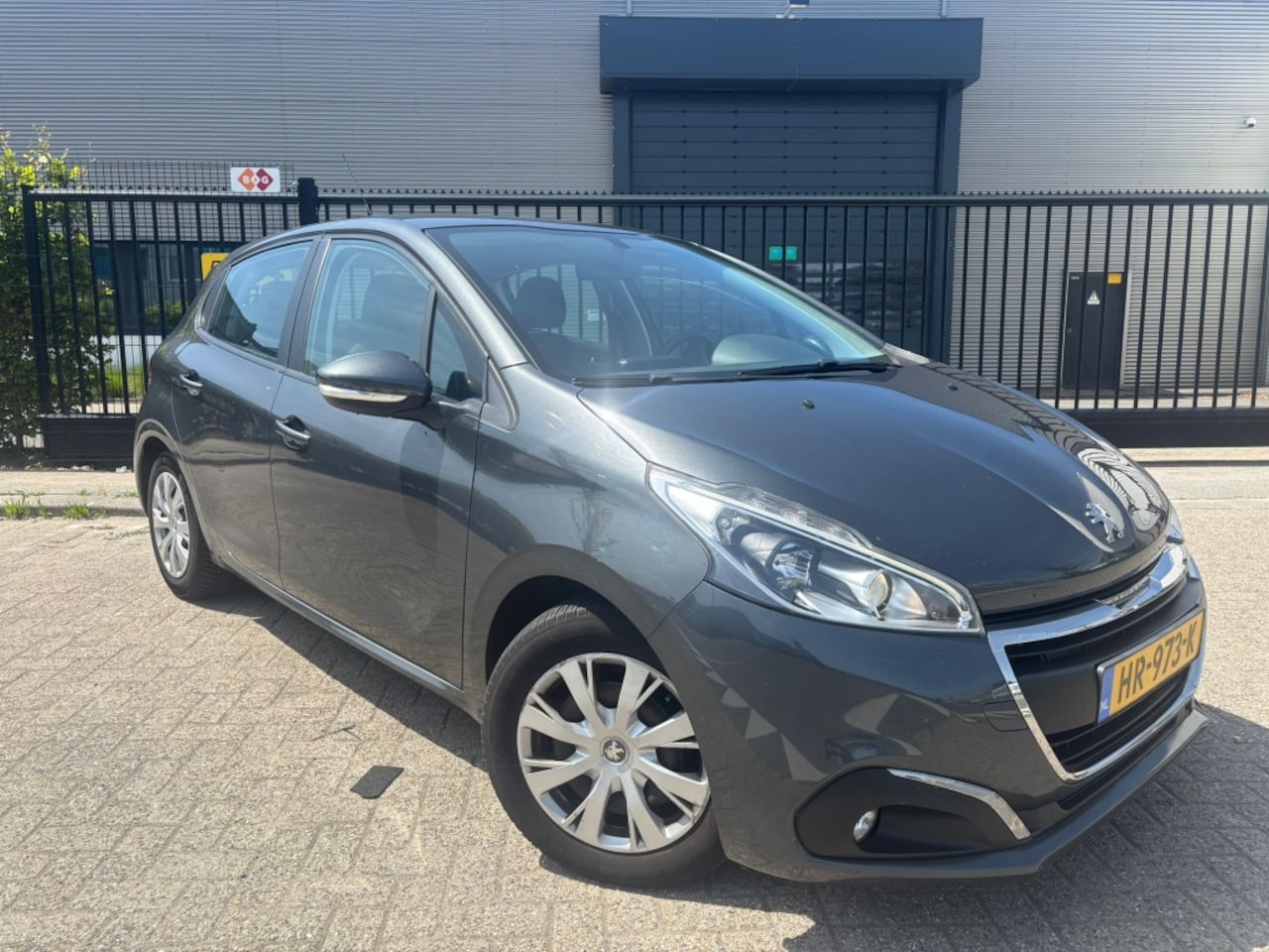 Peugeot 208 - 1.6 B.HDi Navigatie|Clima Blue Lease - AutoWereld.nl
