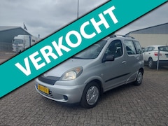 Toyota Yaris Verso - 1.3-16V VVT-i Luna