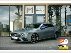 Mercedes-Benz A-klasse - 220 4MATIC Aut. 191PK Premium | AMG | 18" LM Velgen | Sfeerverlichting | Adaptieve Cruise