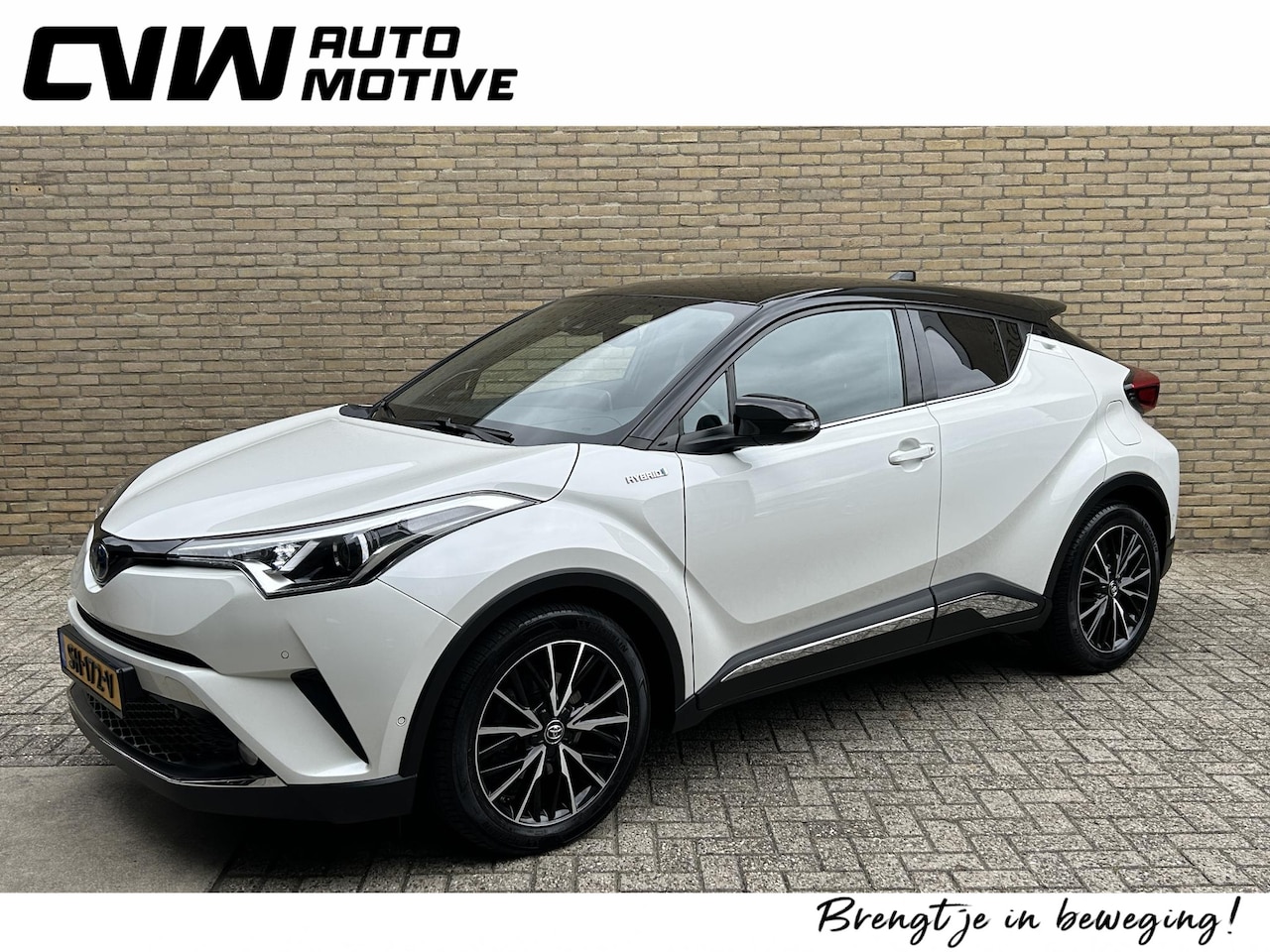 Toyota C-HR - 1.8 Hybrid Style Bi-Tone | Leder | Navigatie | Camera | Adaptieve cruise | Dodehoekdetecti - AutoWereld.nl