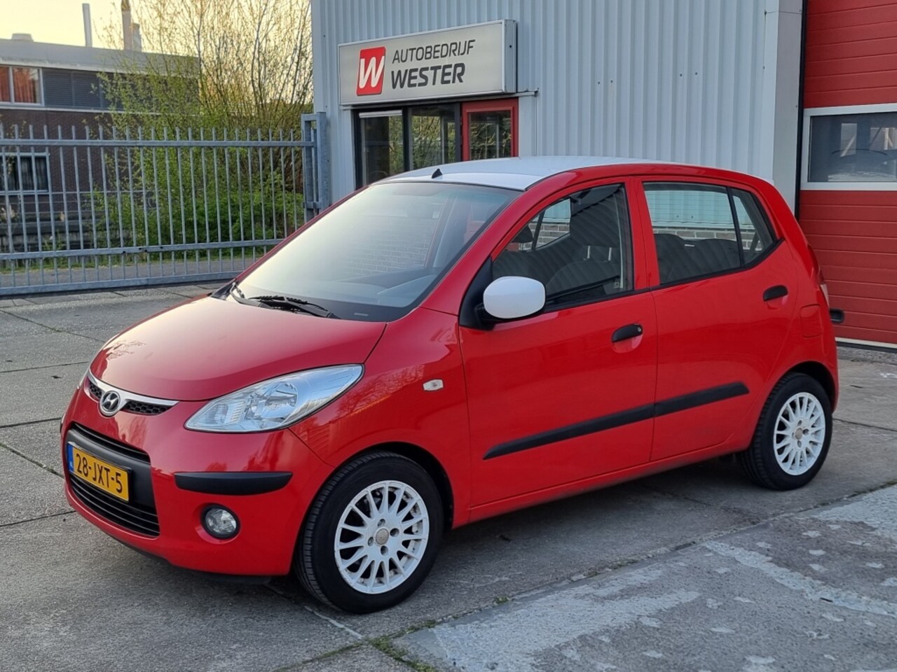 Hyundai i10 - 1.25i i-Catcher 1.25i i-Catcher - AutoWereld.nl