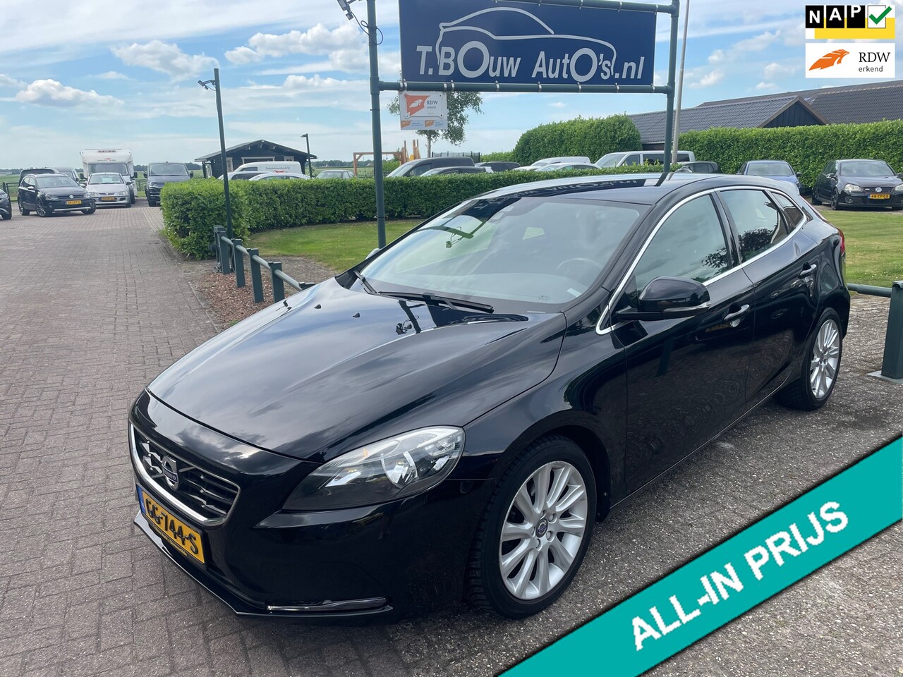 Volvo V40 - 1.6 T4 R-Design 1.6 T4 R-Design - AutoWereld.nl