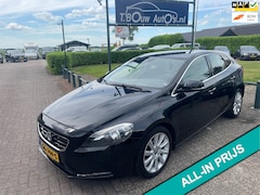 Volvo V40 - 1.6 T4 R-Design