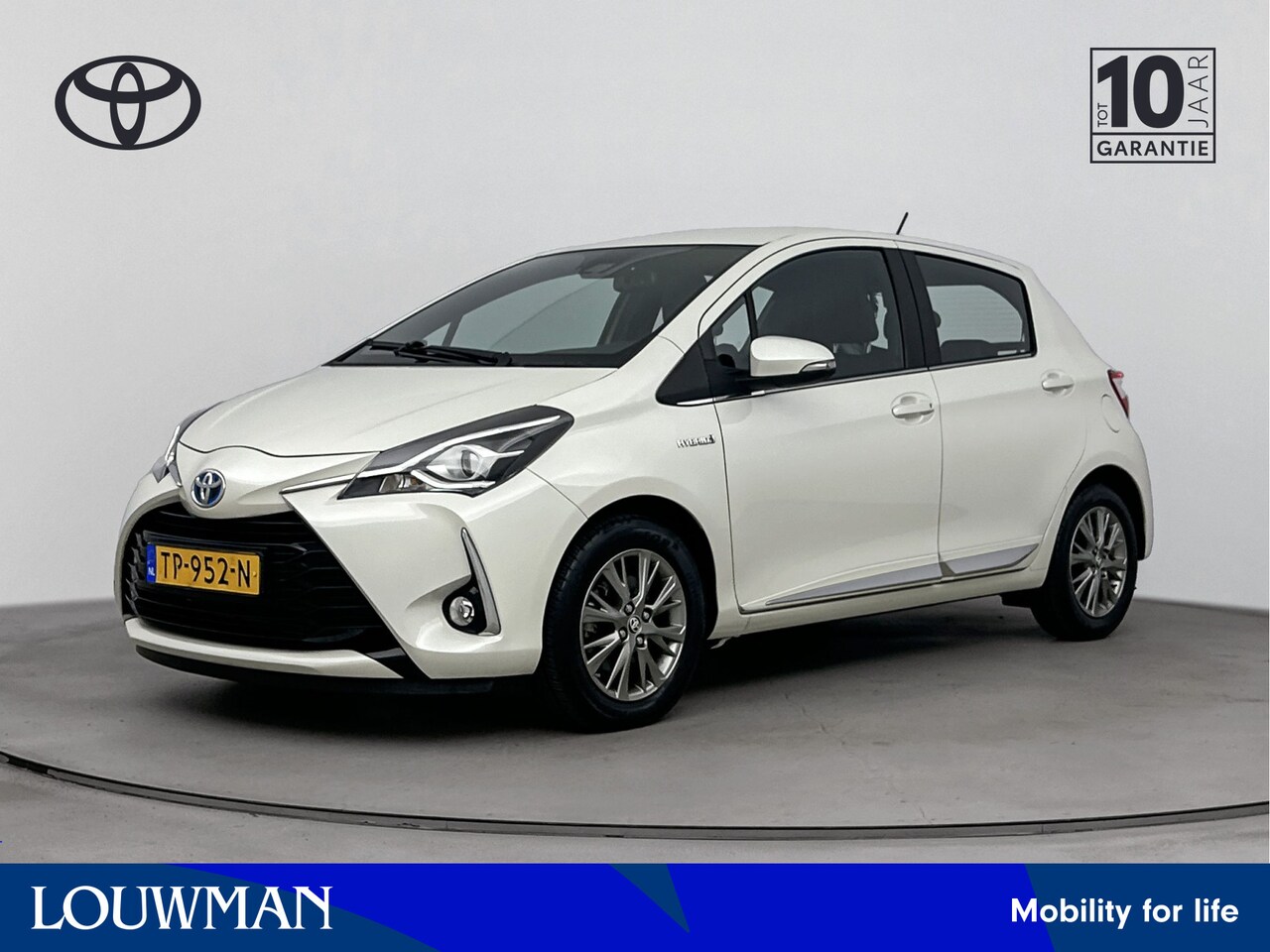 Toyota Yaris - 1.5 Hybrid Executive 1.5 Hybrid Executive - AutoWereld.nl