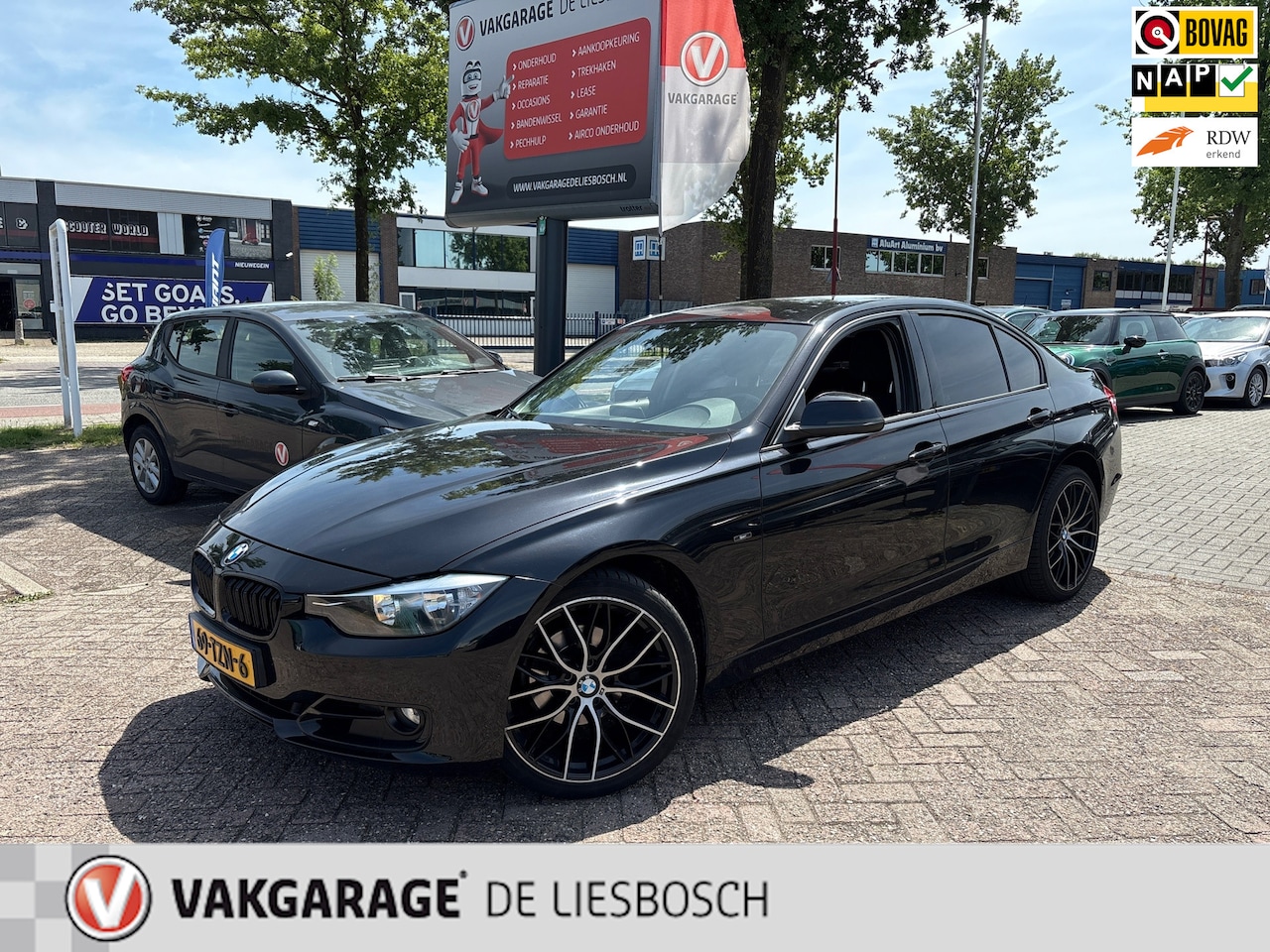 BMW 3-serie - 320i High Executive 320i High Executive,navi,sport,boeken,origineel nederlands - AutoWereld.nl