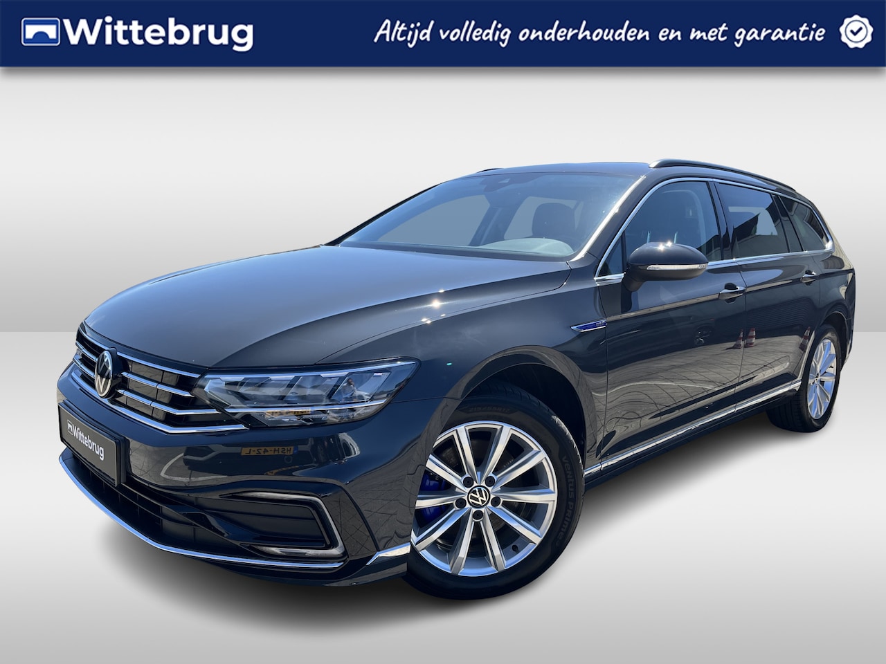 Volkswagen Passat Variant - 1.4 TSI 218pk PHEV GTE DSG Automaat Leder / Digitaal dashboard / parkeersensoren / App-con - AutoWereld.nl