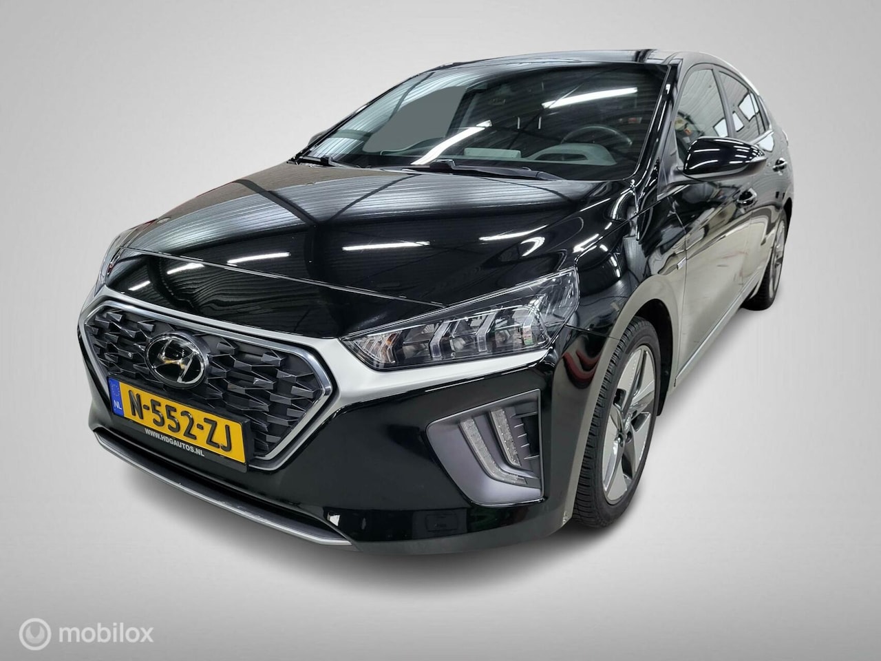 Hyundai IONIQ - 1.6 GDi Comfort Plus/Acc/Carplay/Camera/Clima - AutoWereld.nl