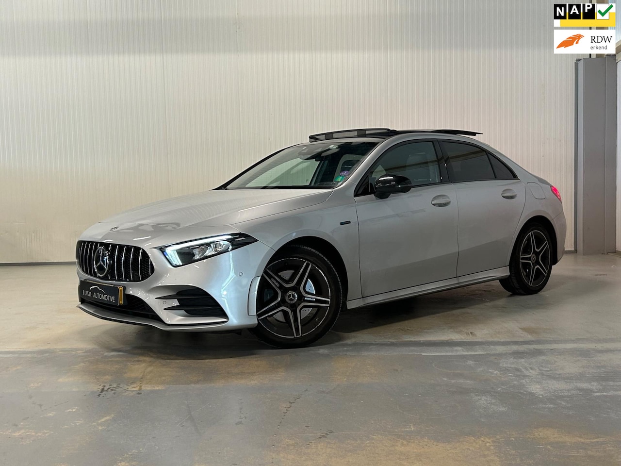Mercedes-Benz A-klasse - 250 e Business Solution AMG Limited | PANO | NIGHT | CAMERA | AMBIANCE - AutoWereld.nl