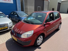 Renault Scénic - 2.0-16V Dynamique 2006 - APK mei 2026 Panoramadak Leuke auto met trekhaak, Airco, 4 elektr