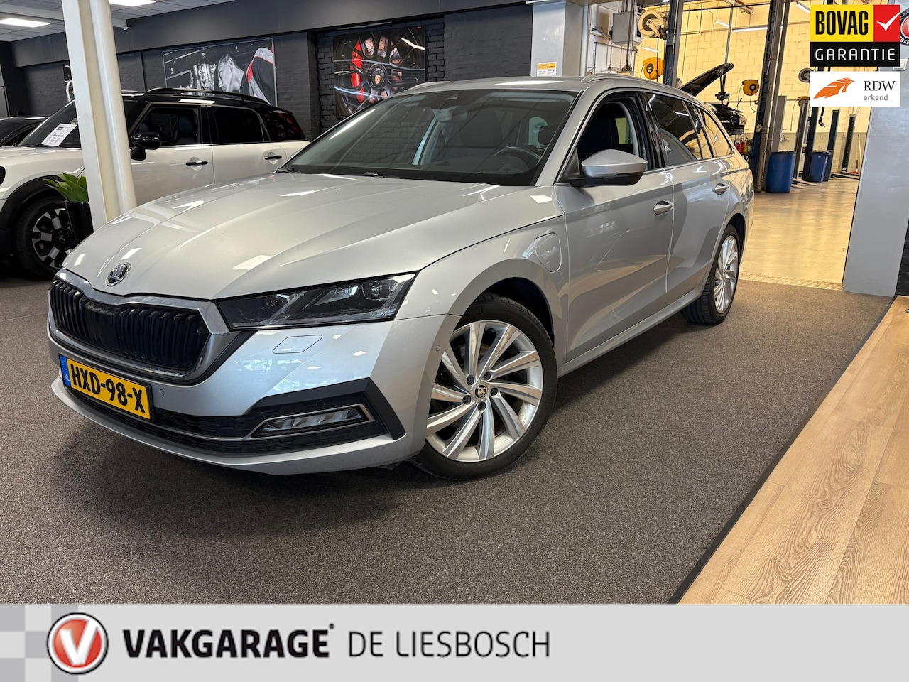 Skoda Octavia Combi - 1.4 TSI iV PHEV Business Edition 1.4 TSI iV PHEV Business Edition - AutoWereld.nl
