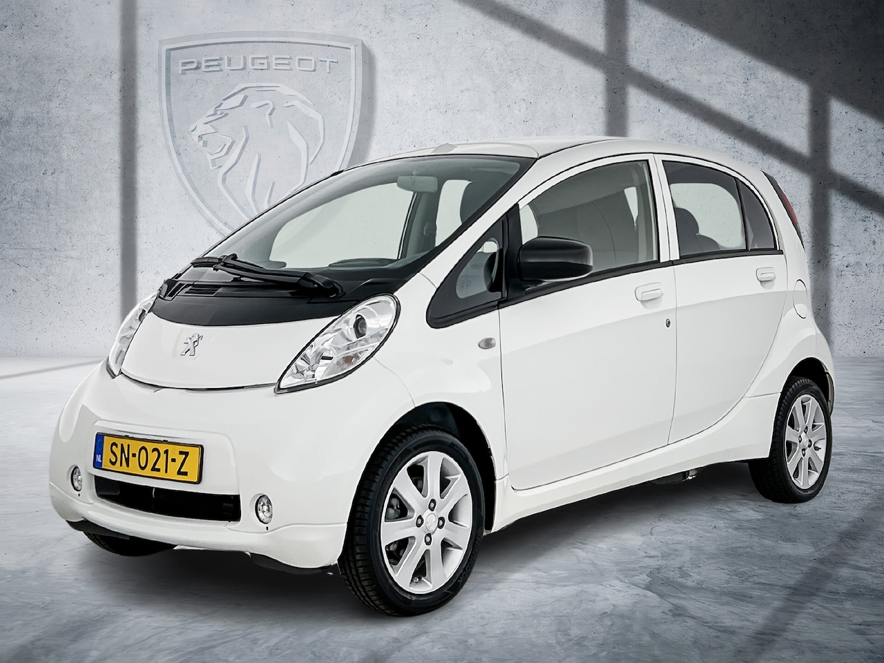 Peugeot iOn - Active | Rijklaar - AutoWereld.nl