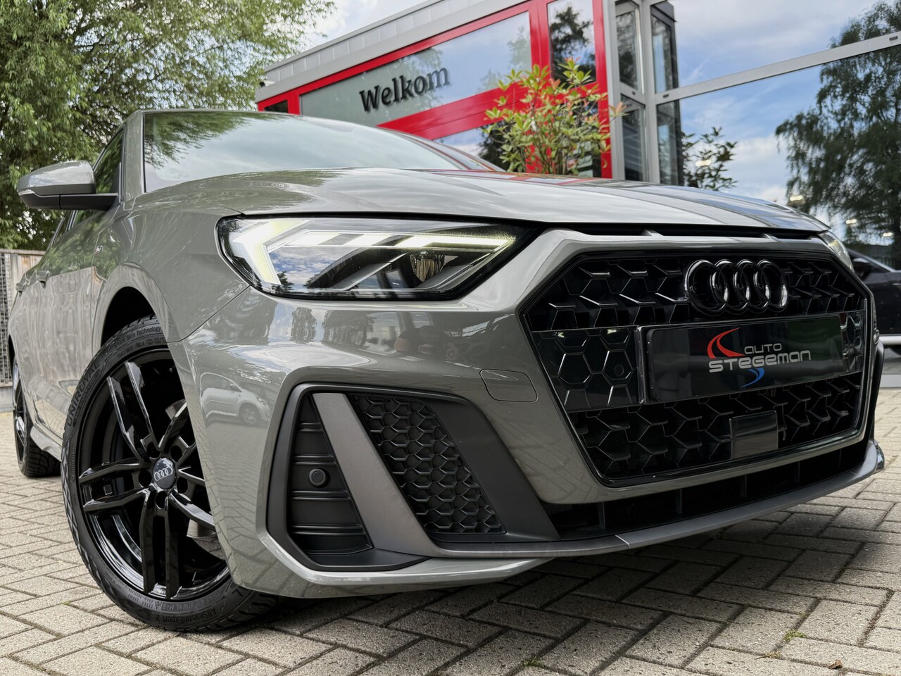 Audi A1 Sportback - 30 TFSI AUT. *!* 2x S-LINE *!* NAVI/ CARPLAY/ LED/ CRUISE/ KEYLESS *!* - AutoWereld.nl