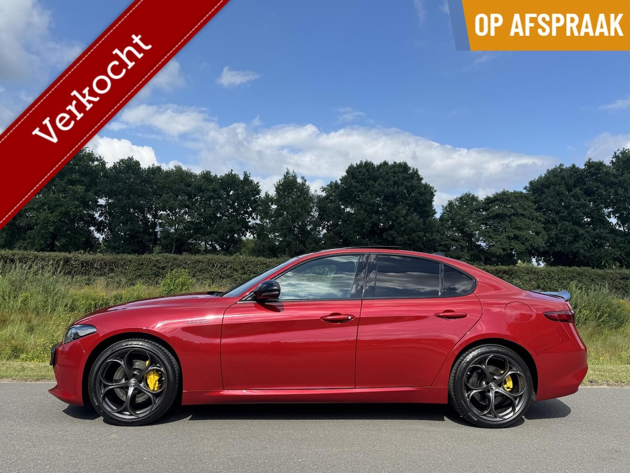 Alfa Romeo Giulia - 2.0 T Veloce Q4 UNIEK Rosso Competizone - AutoWereld.nl