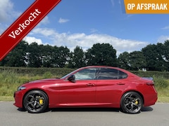 Alfa Romeo Giulia - 2.0 T Veloce Q4 UNIEK Rosso Competizone
