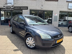 Ford Focus - 1.6-16V Trend Airco Carplay Weinig KM NAP
