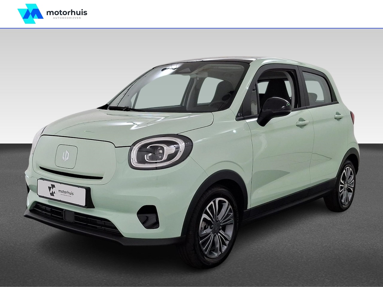 Leapmotor T03 - EV 37,3 kWh 95pk Design Park Pilot | Camera | Panoramadak Voordeel € 2.000,00 - AutoWereld.nl
