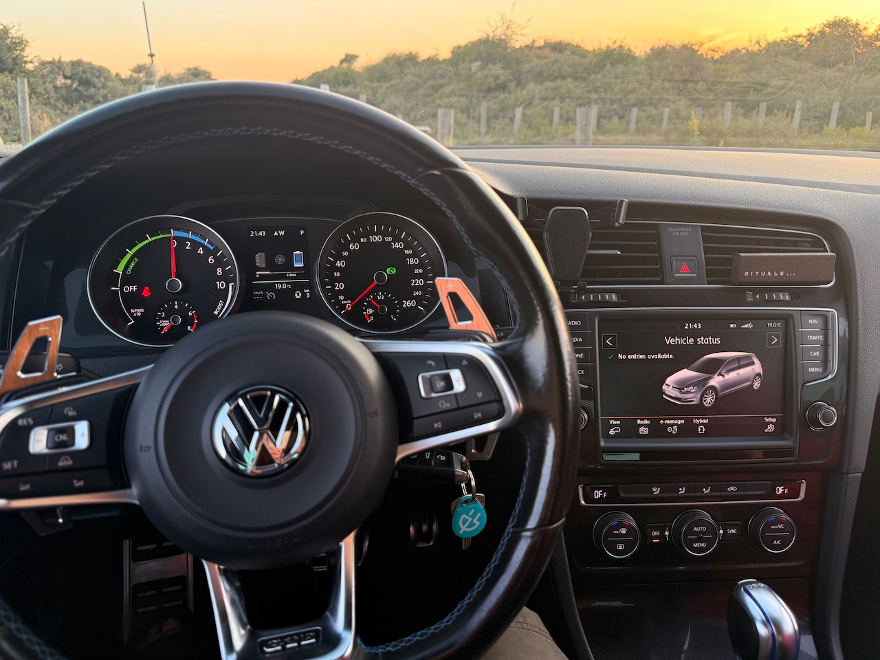 Volkswagen Golf - 1.4 TSI GTE - AutoWereld.nl