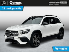 Mercedes-Benz GLB - 200 AMG Line | Trekhaak | Panoramadak | Stoelverwarming