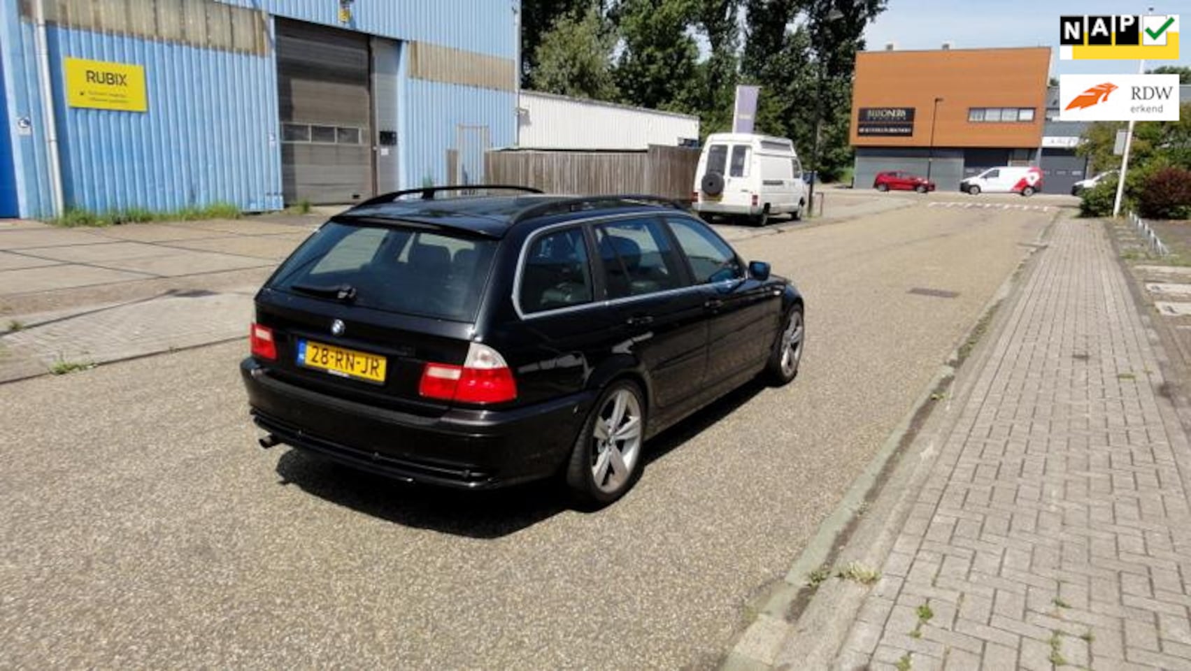 BMW 3-serie Touring - 318i Special Edition 2004 Airco Leer Apk 15/03/2026 - AutoWereld.nl