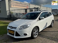 Ford Focus - 1.0 Titanium PDC|STOELVW|PARKEERASS|AIRCO|