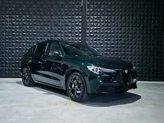 Alfa Romeo Stelvio - 2.0 T AWD Veloce Q4 | Pano | H/K | DCC | 20" | Memo | ACC | Verw. Stuur | Side Ass.| Comf.