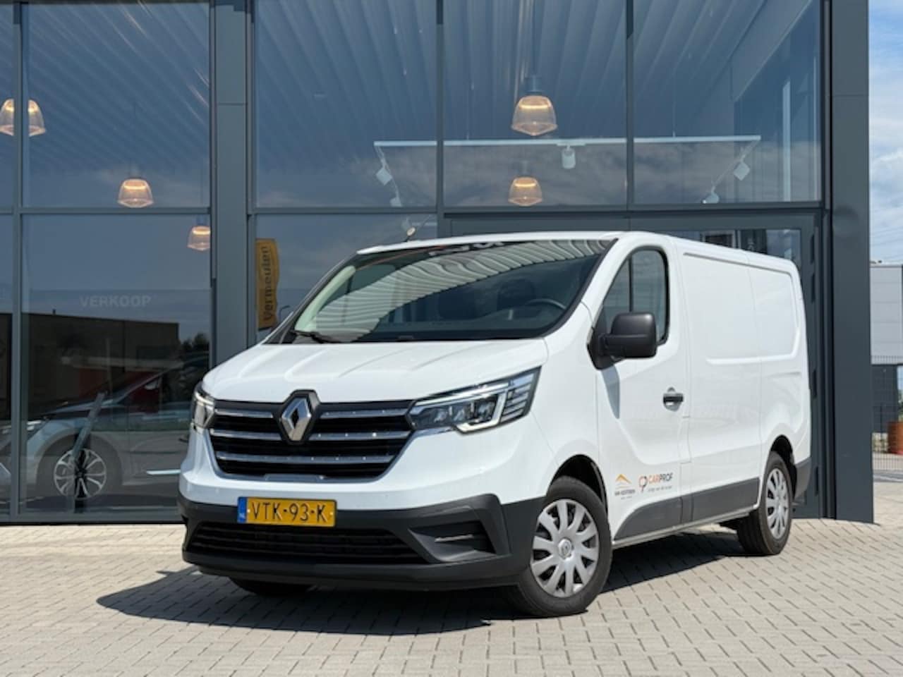 Renault Trafic - GB 2.0 Blue dCi 110pk L1H1 Comfort / Parkeersensoren / Laadruimte voorzien van wanden en v - AutoWereld.nl